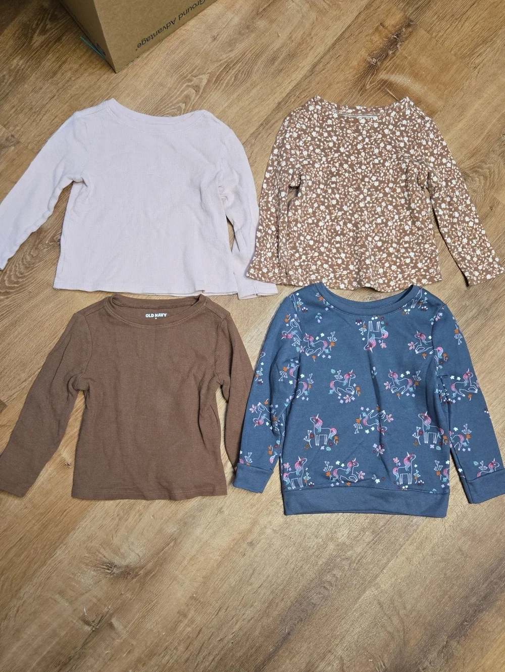 ☀️Lot Of 4: 3 Old Navy Waffle Knit LS Tops 1 NWOT Garanimals Unicorn Sweatshirt